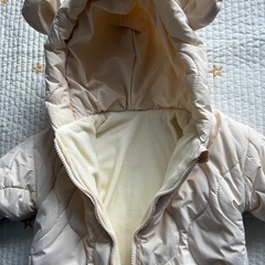 クマ耳　ジャンプスーツの画像