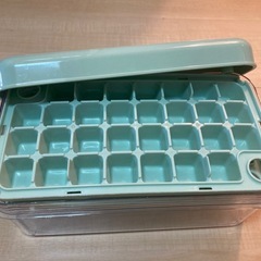 【美品】製氷皿　ワンプッシュの画像