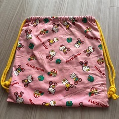 子ども用キティーちゃんリュックの画像
