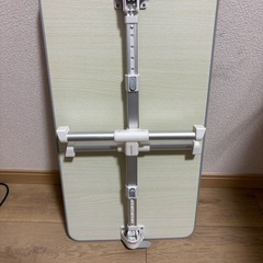 折りたたみミニテーブルの画像