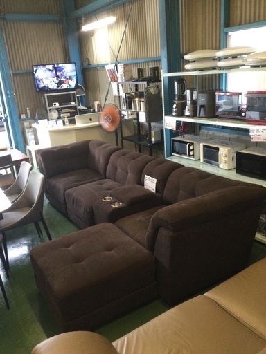 カウチソファー　3200x1700x800