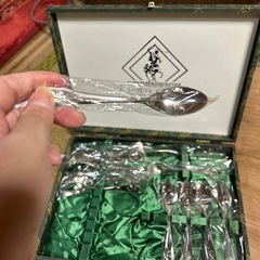 カラトリーの画像