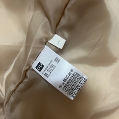 新品！GU ヒートパデッドベスト　ダウンの画像