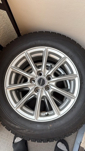 スノータイヤ 195 65 15 pcd 100