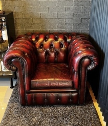 英国製　チェスターフィールド本革シングルソファ　ヴィンテージ品