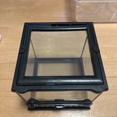 【商談中】爬虫類用ケージの画像