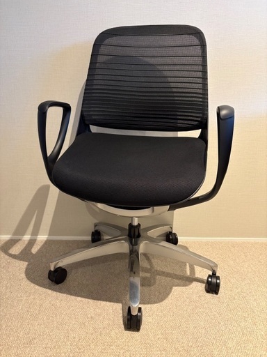 オカムラ ルーチェ 椅子 Luce 81L1JA-FGR1【引き取り限定】