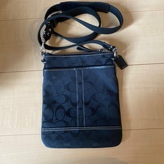 COACH 小さめショルダーバッグの画像