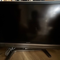 AQUOS 37インチ テレビの画像
