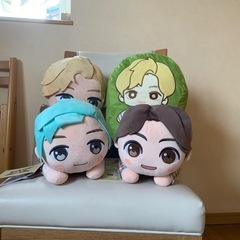 【値下げ】TinyTAN （タイニータン）のぬいぐるみ3体の画像