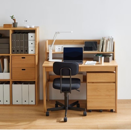 無印良品　勉強机　中古品 発売間近？【オール中国製】の無印良品の「木製デスク3点セット