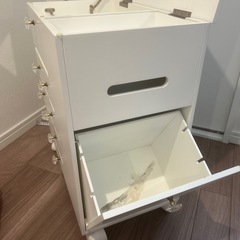 受付終了 メイクボックス　化粧台　の画像