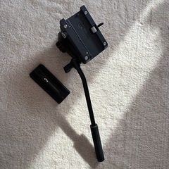 Manfrotto カメラ三脚　の画像