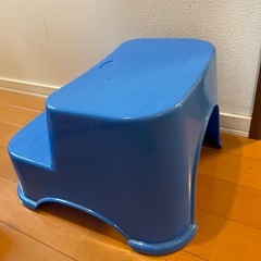 子供の踏み台の画像