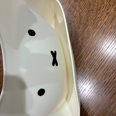 ミッフィーMiffyシリコンエプロン ホワイトの画像