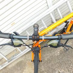 【JM840保管M】LOUIS GARNEAU ルイガノ クロスバイク RSR 4 (RSR IV) 6061 アルミフレーム 3×7速 SHIMANO TOURNEY A070 (21 SPEED) 自転車の画像