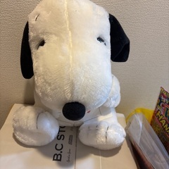 スヌーピーのぬいぐるみの画像