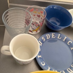 食器の画像
