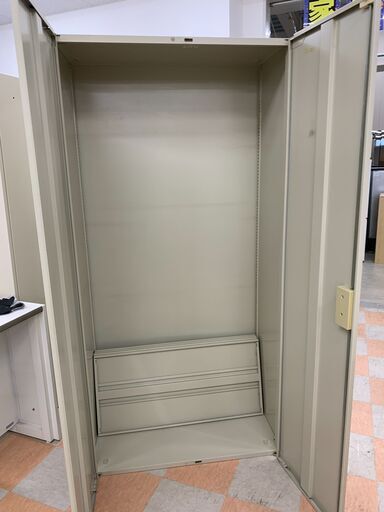 【ジャングルジャングル石川金沢店】書庫  W(幅)90×D(奥行き)48.5×H(高さ)183.5cm  ※クリーニング済み