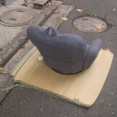 回転式姿勢らくらく座椅子　ドウシシャ 360度座面が回転する 姿勢がラクラク座椅子 疲れにくい姿勢をキープする立体構造 骨盤矯正 腰が痛くならないの画像