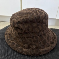 婦人 ヒョウ柄/ジラフ柄 ベロア調バケットハット
の画像