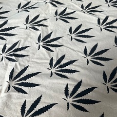 ヘンプ柄の風呂敷210×140㎝、綿100％の画像