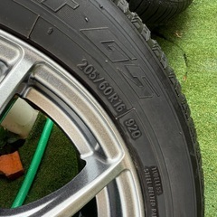 205/60/16スタッドレス4本セットの画像