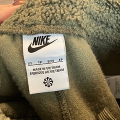 NIKE ボア生地ズボンの画像