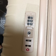 キャリーケースの画像