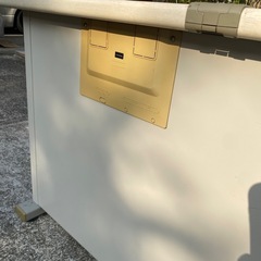UCHIDA ウチダ　平机　配線口　スチール　　オフィス　事務机　中古　木目　在宅　テレワーク　デスク　の画像