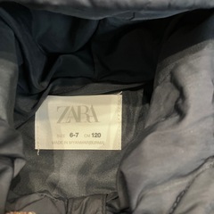 ZARA キッズアウターの画像