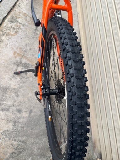 TREK　トレックマーリン6 2016 27.5インチ 