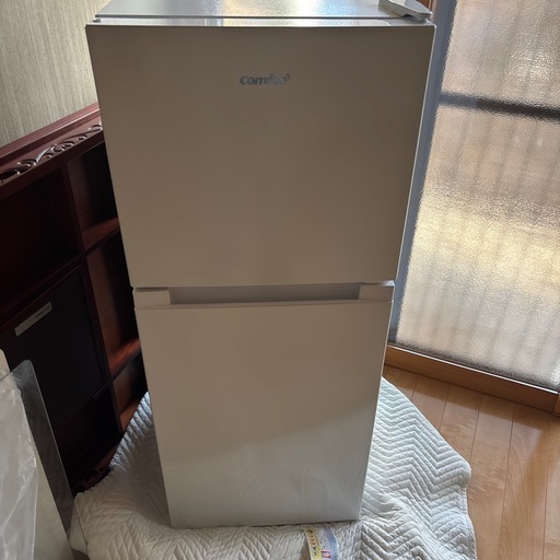 近隣配送無料！2025年製132L 1人用コンフィ冷蔵庫