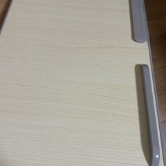 折りたたみミニテーブルの画像