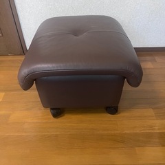 合皮　オットマンの画像