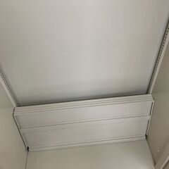 【ｼﾞｬﾝｸﾞﾙｼﾞｬﾝｸﾞﾙ金沢店】書庫 ※専用鍵付き  W(幅)89×D(奥行き)45.5×H(高さ)180.5cm  ※クリーニング済みの画像