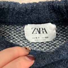 ZARA キッズセーターの画像