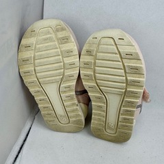 New Balance 996 ピンクベージュ 13cm 女の子用の画像
