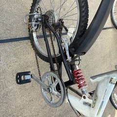 折りたたみ自転車？の画像