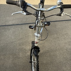折りたたみ自転車？の画像