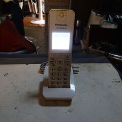 FAX電話機　増設子機　パナソニック（KX-FKD404）　充電済みの画像