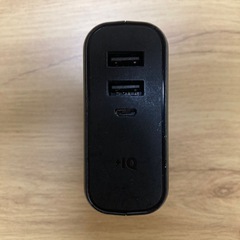 充電器兼モバイルバッテリーの画像