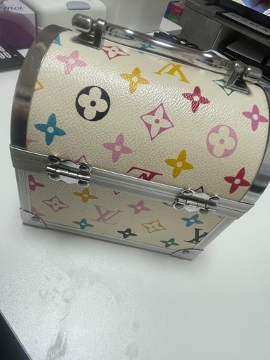 ルイヴィトン