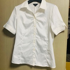 UNIQLO  デニムＸＬ＆白半袖シャツ　の画像