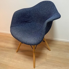 【美品】省スペースデスク(ホワイト)・チェア(ブルー) 2点セットの画像