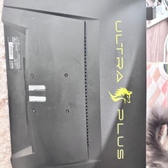24インチ144hz湾曲ゲーミングモニター アーム付きの画像