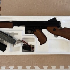 M1A1 トンプソン　CYMA 予備マグ　バッテリー付き　電動ガン　トイガン
の画像