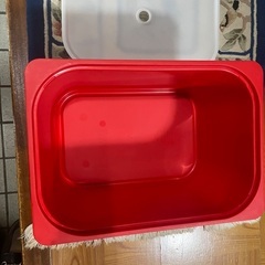 IKEA 収納ケース（中）赤の画像