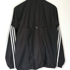 adidas ウインドジャケットの画像