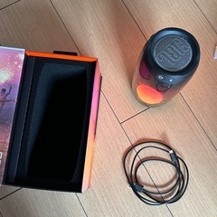 JBL PULSE4 ワイヤレススピーカーの画像